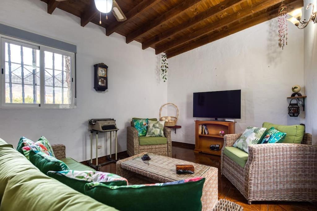 Vivienda Vacacional Ca' Pepita Y Jose El Albercon ภายนอก รูปภาพ